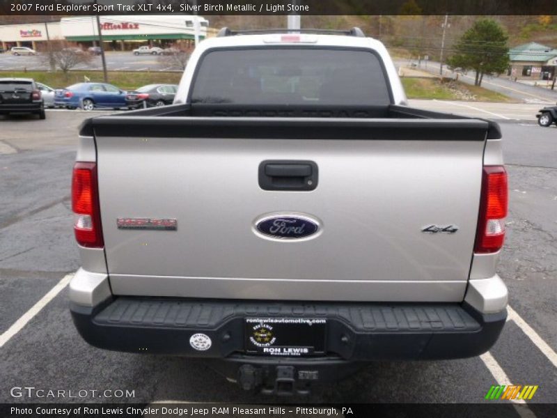 Silver Birch Metallic / Light Stone 2007 Ford Explorer Sport Trac XLT 4x4
