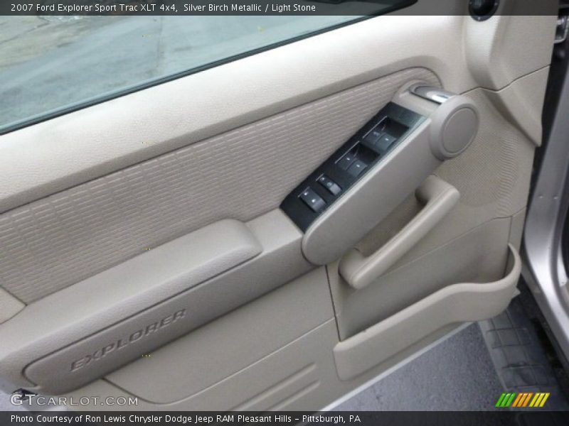 Silver Birch Metallic / Light Stone 2007 Ford Explorer Sport Trac XLT 4x4