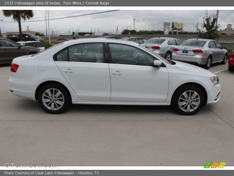Pure White / Cornsilk Beige 2015 Volkswagen Jetta SE Sedan
