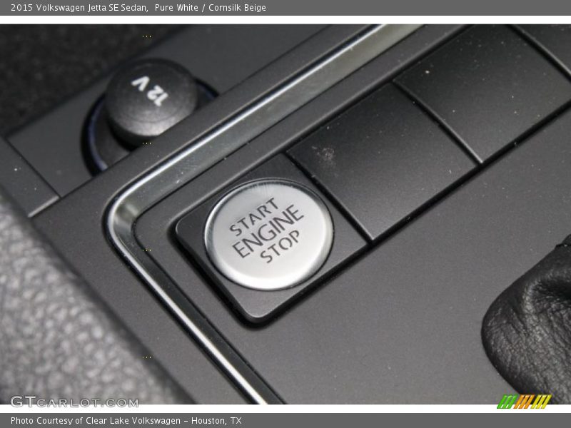 Pure White / Cornsilk Beige 2015 Volkswagen Jetta SE Sedan