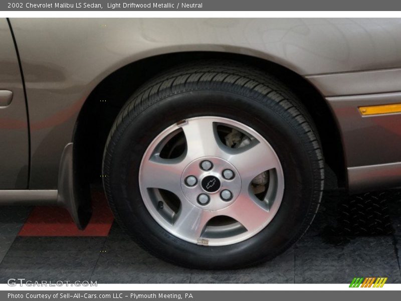 Light Driftwood Metallic / Neutral 2002 Chevrolet Malibu LS Sedan