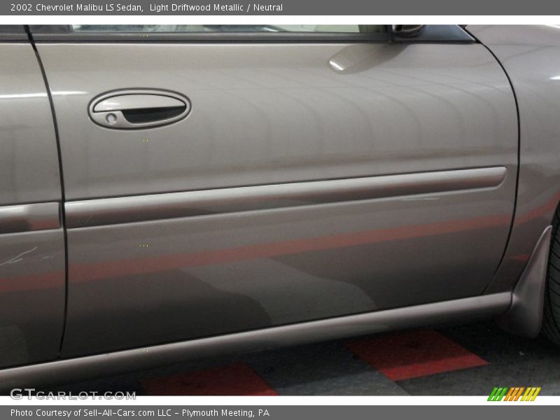 Light Driftwood Metallic / Neutral 2002 Chevrolet Malibu LS Sedan