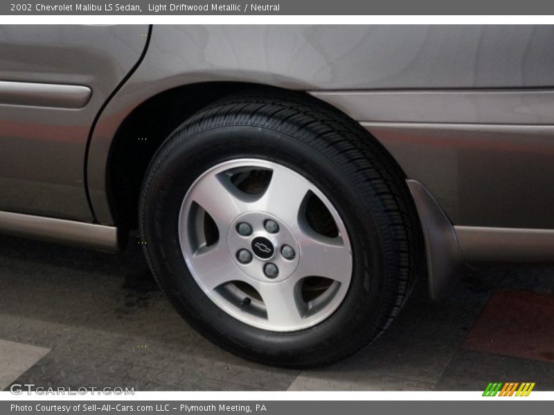 Light Driftwood Metallic / Neutral 2002 Chevrolet Malibu LS Sedan