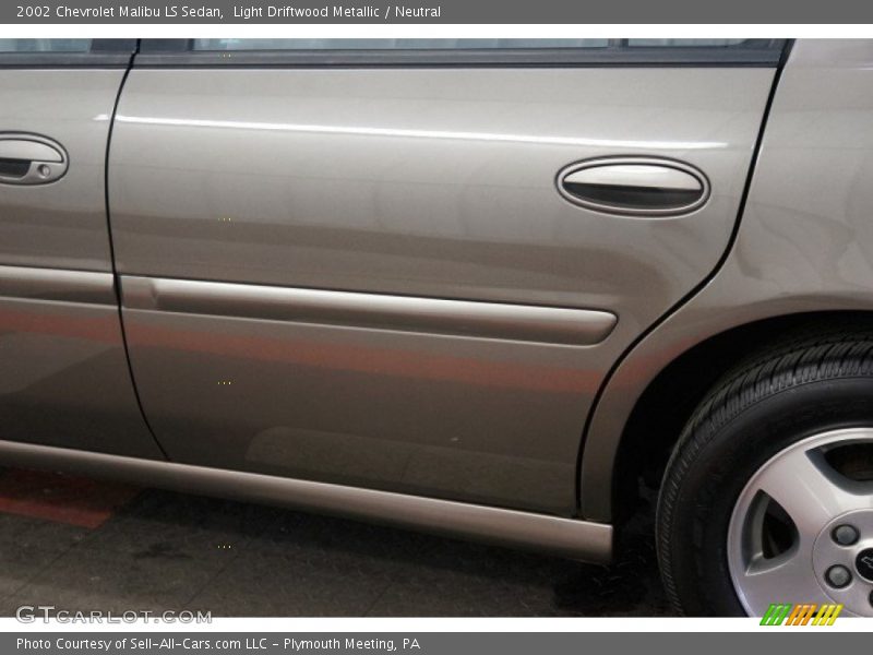 Light Driftwood Metallic / Neutral 2002 Chevrolet Malibu LS Sedan