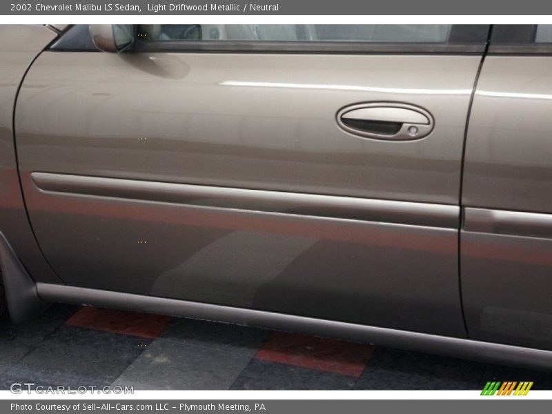 Light Driftwood Metallic / Neutral 2002 Chevrolet Malibu LS Sedan