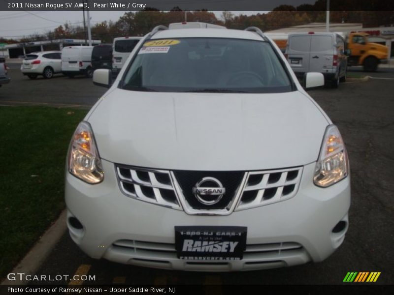 Pearl White / Gray 2011 Nissan Rogue SV AWD