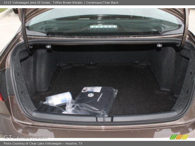 Toffee Brown Metallic / Ceramique/Titan Black 2015 Volkswagen Jetta SE Sedan