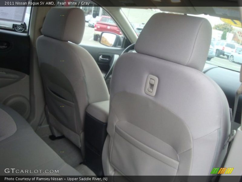 Pearl White / Gray 2011 Nissan Rogue SV AWD