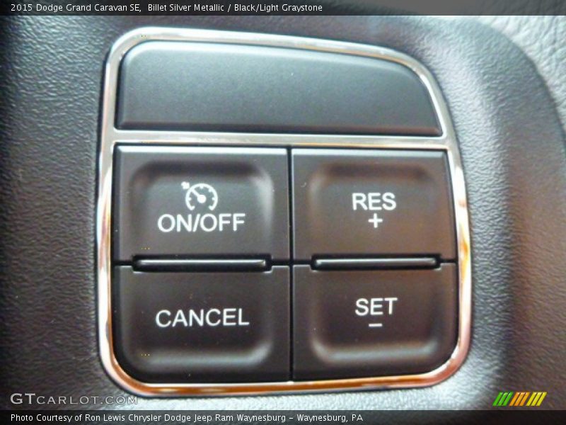 Billet Silver Metallic / Black/Light Graystone 2015 Dodge Grand Caravan SE