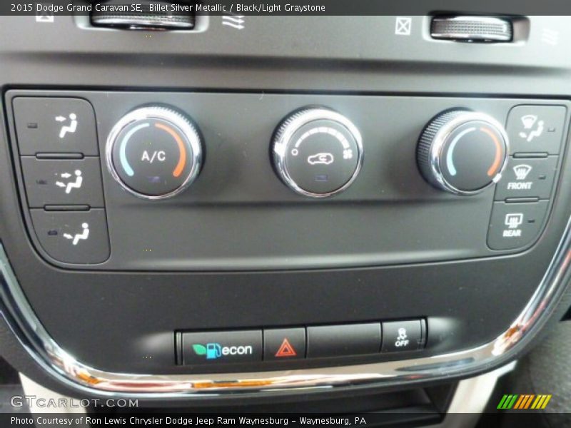Billet Silver Metallic / Black/Light Graystone 2015 Dodge Grand Caravan SE