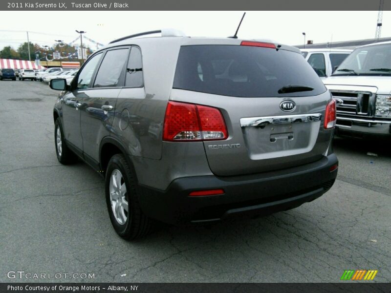 Tuscan Olive / Black 2011 Kia Sorento LX