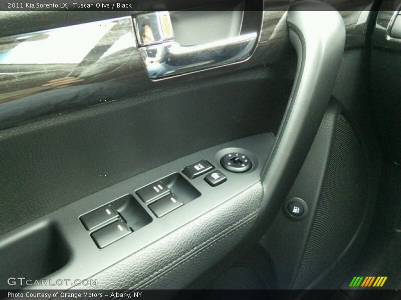 Tuscan Olive / Black 2011 Kia Sorento LX