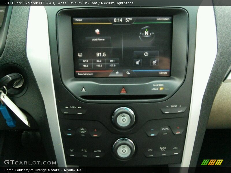 White Platinum Tri-Coat / Medium Light Stone 2011 Ford Explorer XLT 4WD