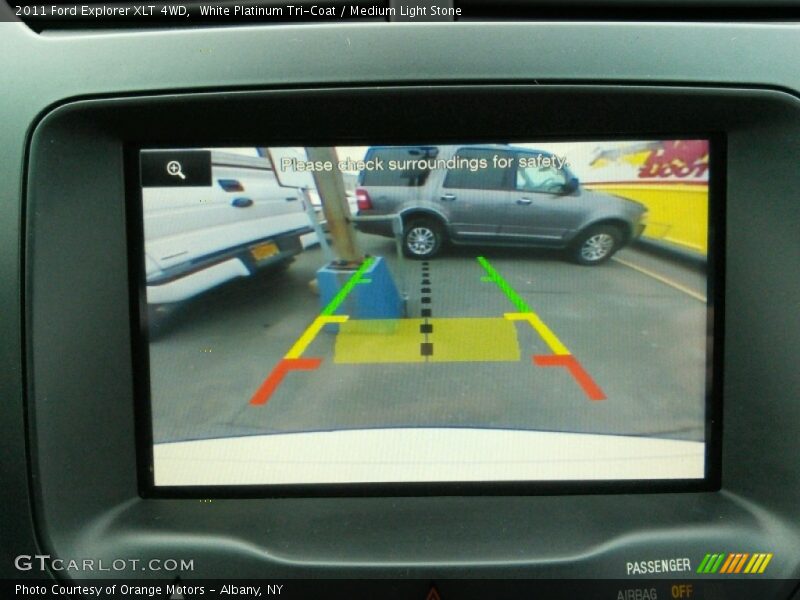 White Platinum Tri-Coat / Medium Light Stone 2011 Ford Explorer XLT 4WD