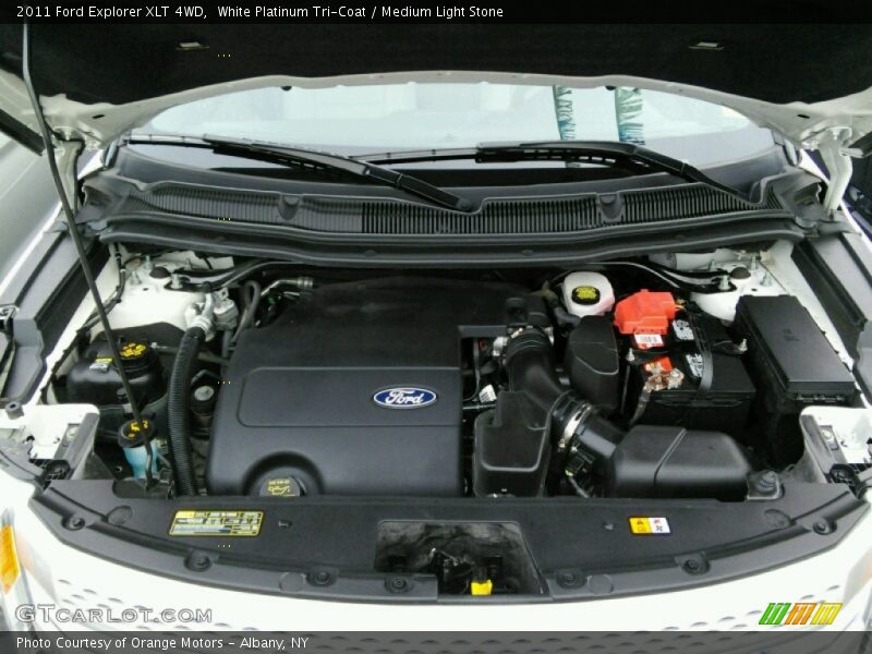 White Platinum Tri-Coat / Medium Light Stone 2011 Ford Explorer XLT 4WD
