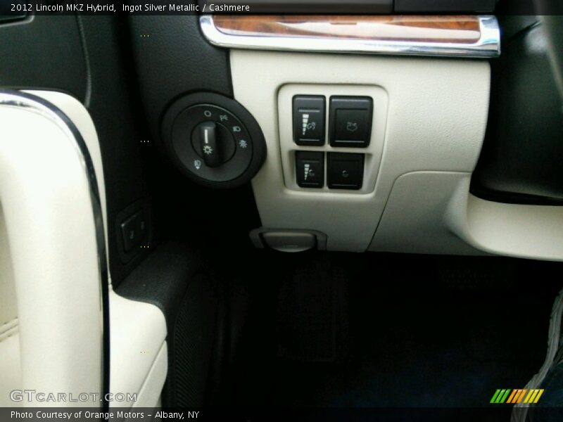 Ingot Silver Metallic / Cashmere 2012 Lincoln MKZ Hybrid