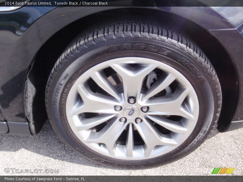 Tuxedo Black / Charcoal Black 2014 Ford Taurus Limited