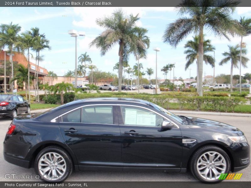 Tuxedo Black / Charcoal Black 2014 Ford Taurus Limited