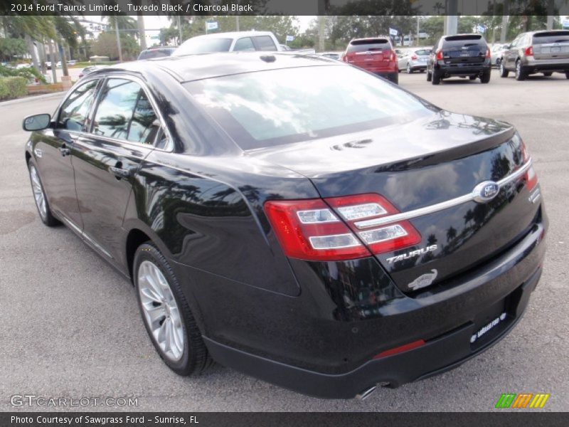 Tuxedo Black / Charcoal Black 2014 Ford Taurus Limited