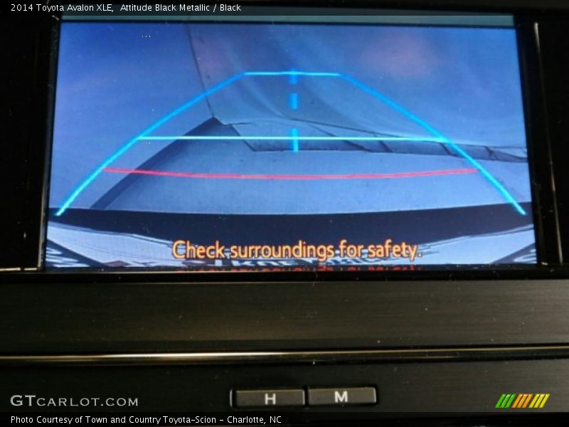 Attitude Black Metallic / Black 2014 Toyota Avalon XLE