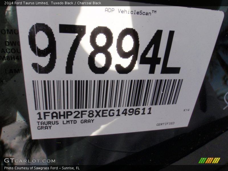 Tuxedo Black / Charcoal Black 2014 Ford Taurus Limited