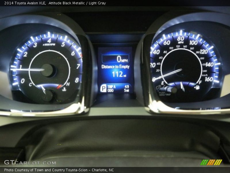 Attitude Black Metallic / Light Gray 2014 Toyota Avalon XLE
