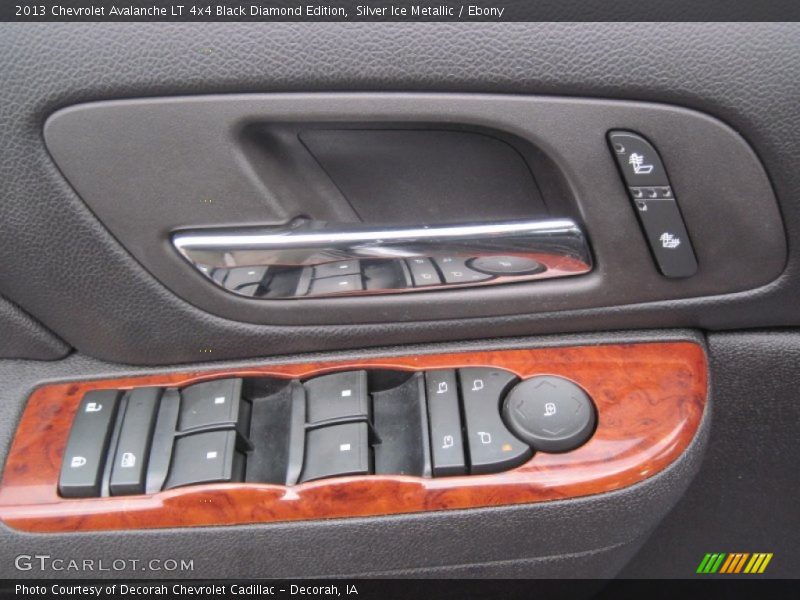 Silver Ice Metallic / Ebony 2013 Chevrolet Avalanche LT 4x4 Black Diamond Edition