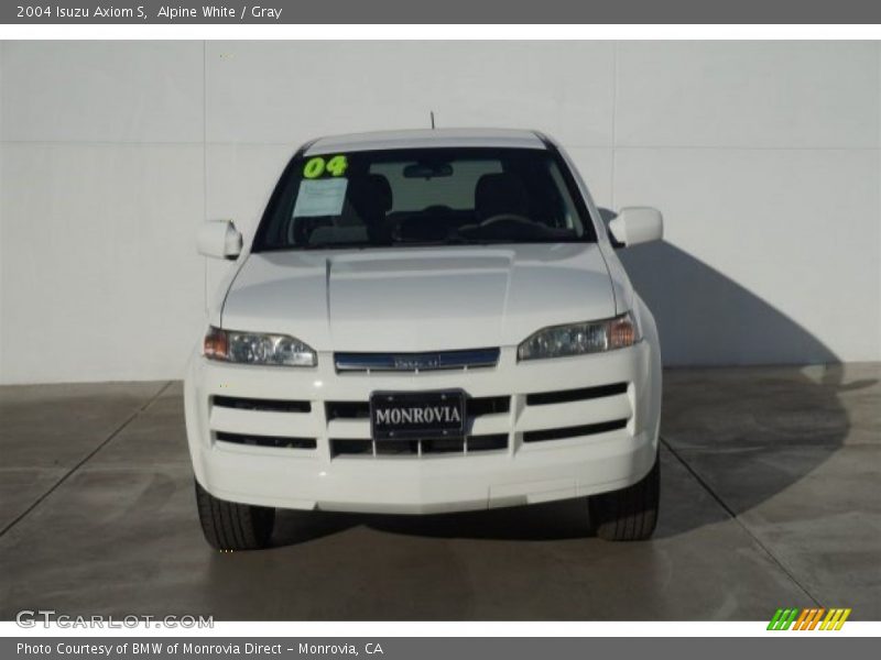 Alpine White / Gray 2004 Isuzu Axiom S