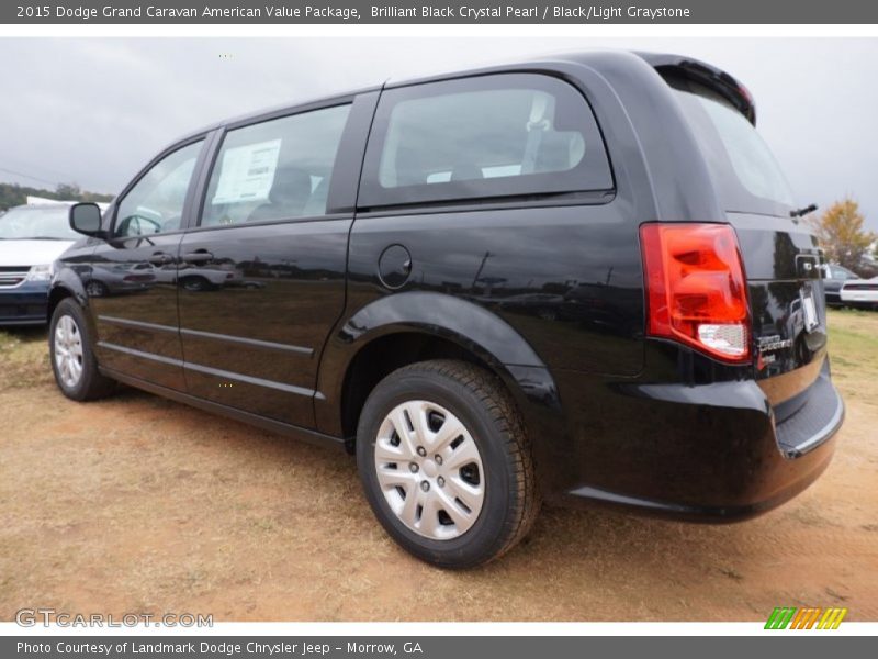 Brilliant Black Crystal Pearl / Black/Light Graystone 2015 Dodge Grand Caravan American Value Package