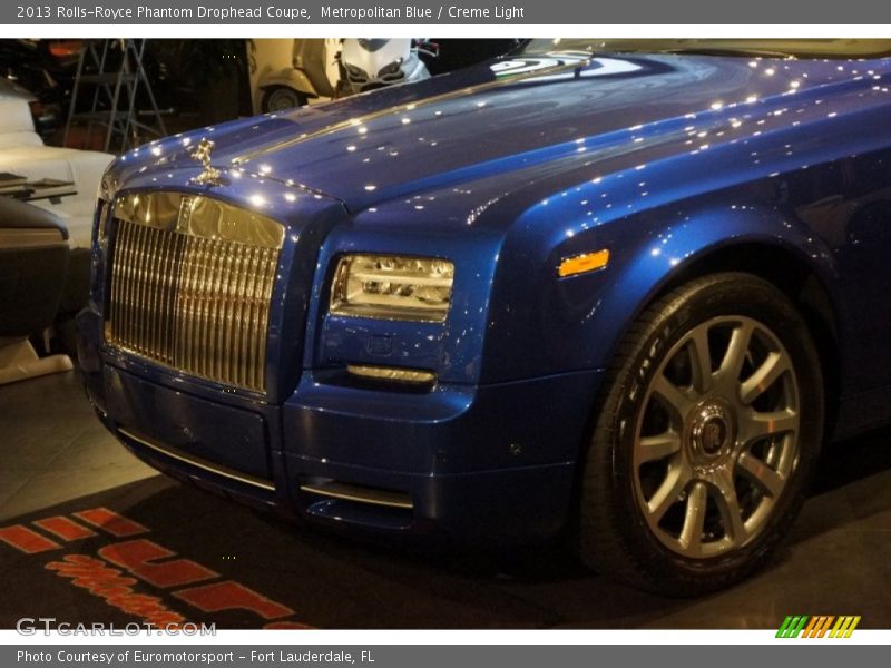 Metropolitan Blue / Creme Light 2013 Rolls-Royce Phantom Drophead Coupe
