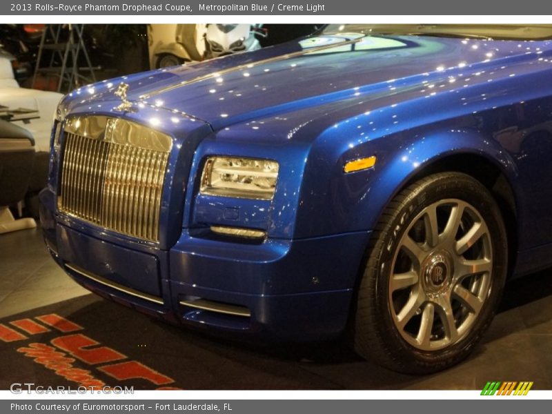 Metropolitan Blue / Creme Light 2013 Rolls-Royce Phantom Drophead Coupe