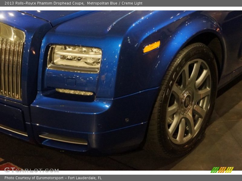 Metropolitan Blue / Creme Light 2013 Rolls-Royce Phantom Drophead Coupe
