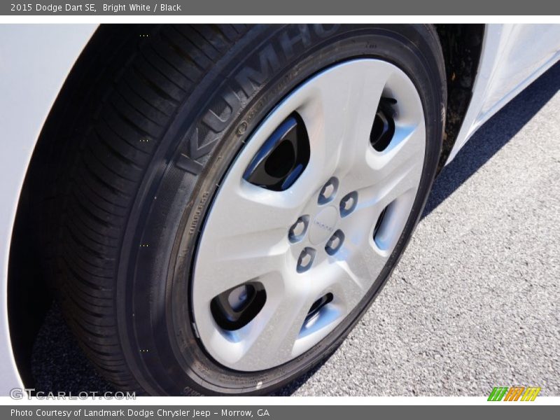 Bright White / Black 2015 Dodge Dart SE