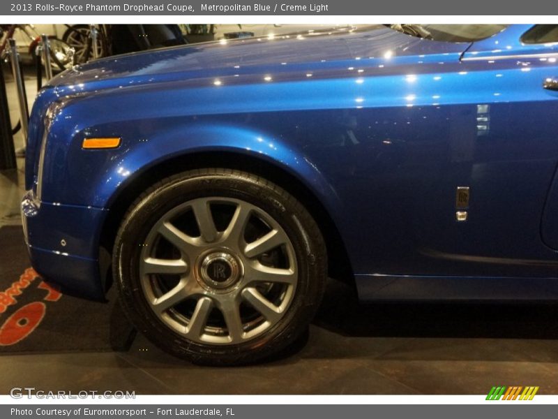 Metropolitan Blue / Creme Light 2013 Rolls-Royce Phantom Drophead Coupe