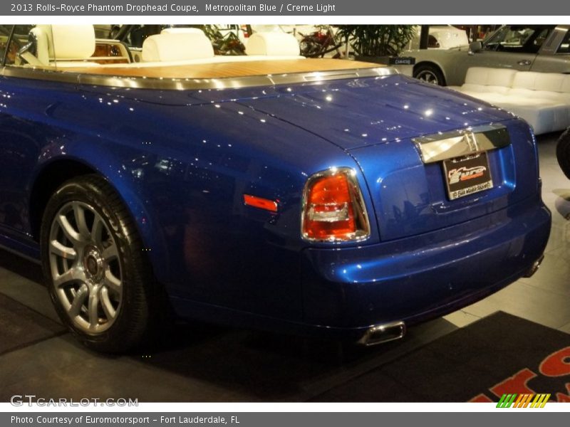 Metropolitan Blue / Creme Light 2013 Rolls-Royce Phantom Drophead Coupe