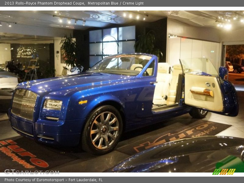 Metropolitan Blue / Creme Light 2013 Rolls-Royce Phantom Drophead Coupe