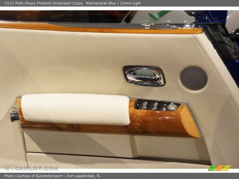 Metropolitan Blue / Creme Light 2013 Rolls-Royce Phantom Drophead Coupe