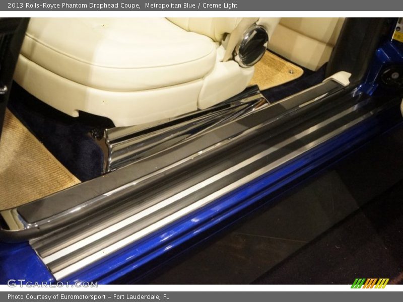 Metropolitan Blue / Creme Light 2013 Rolls-Royce Phantom Drophead Coupe