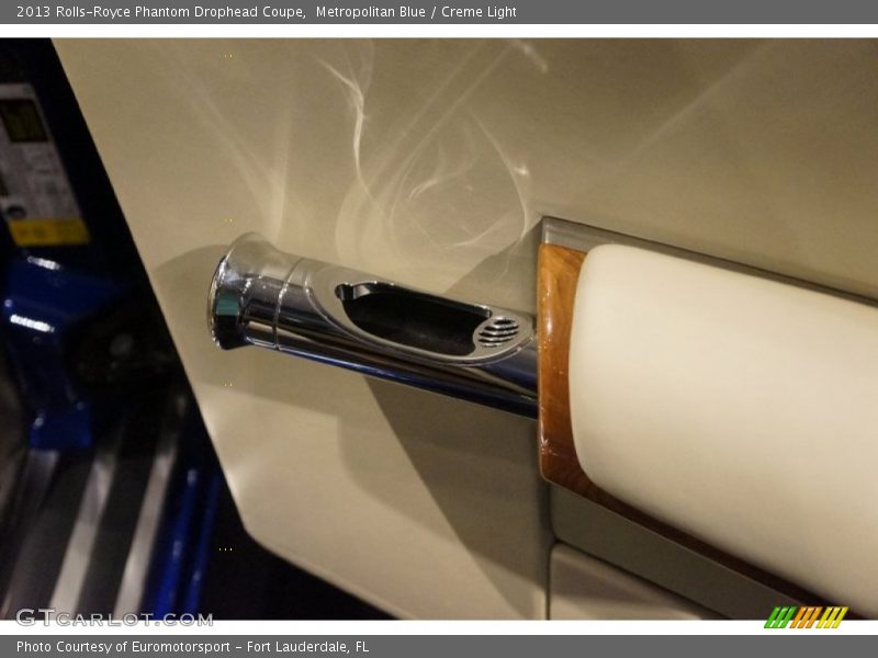 Metropolitan Blue / Creme Light 2013 Rolls-Royce Phantom Drophead Coupe