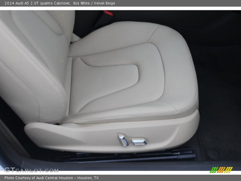 Ibis White / Velvet Beige 2014 Audi A5 2.0T quattro Cabriolet