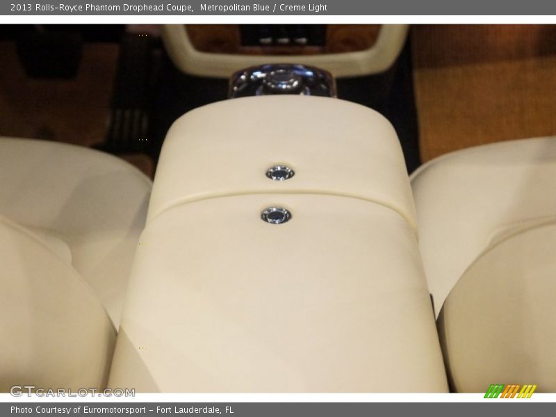Metropolitan Blue / Creme Light 2013 Rolls-Royce Phantom Drophead Coupe