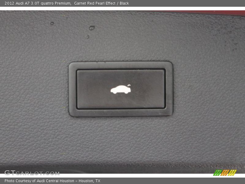 Garnet Red Pearl Effect / Black 2012 Audi A7 3.0T quattro Premium
