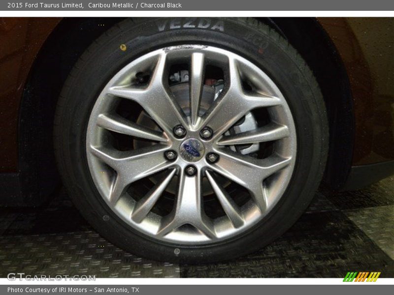 Caribou Metallic / Charcoal Black 2015 Ford Taurus Limited