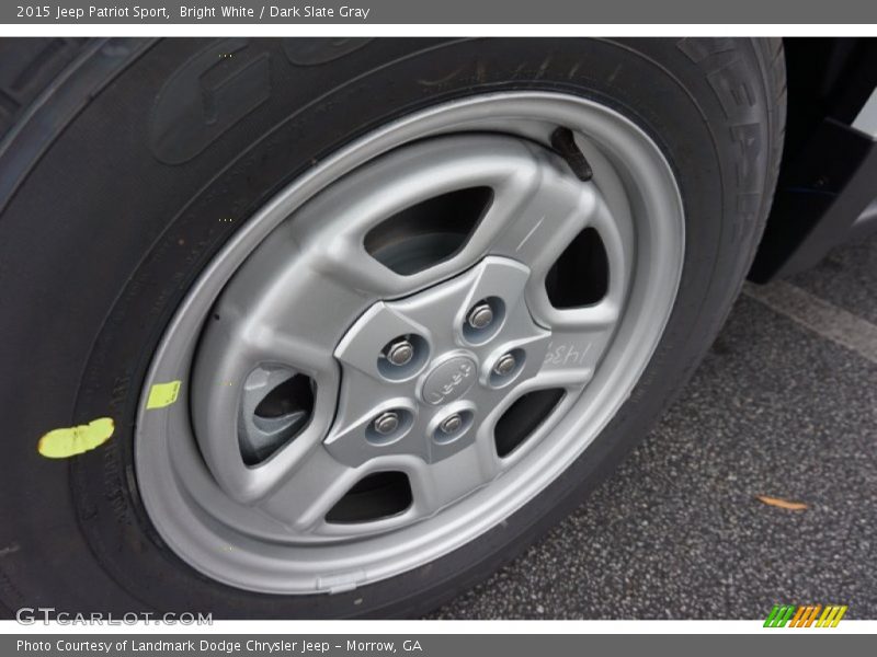Bright White / Dark Slate Gray 2015 Jeep Patriot Sport