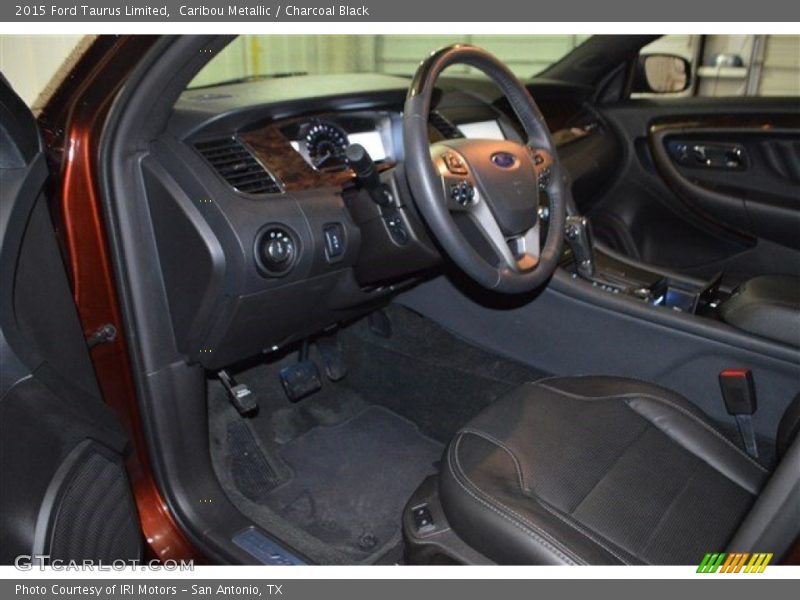 Caribou Metallic / Charcoal Black 2015 Ford Taurus Limited