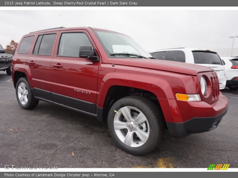 Front 3/4 View of 2015 Patriot Latitude