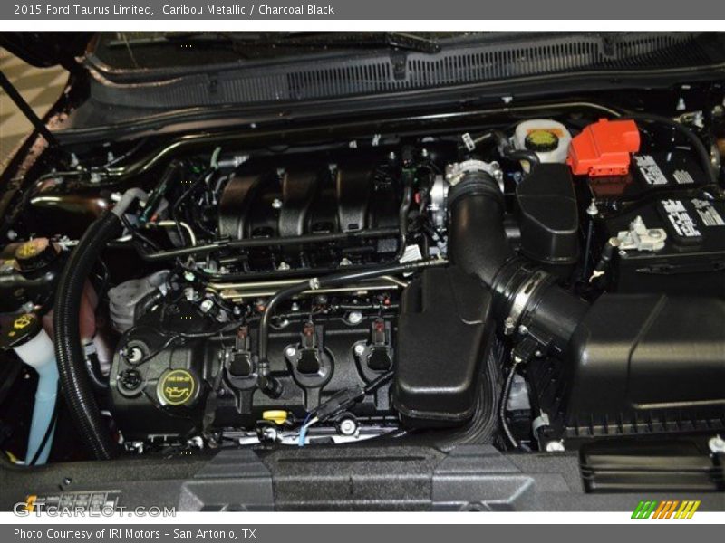 Caribou Metallic / Charcoal Black 2015 Ford Taurus Limited