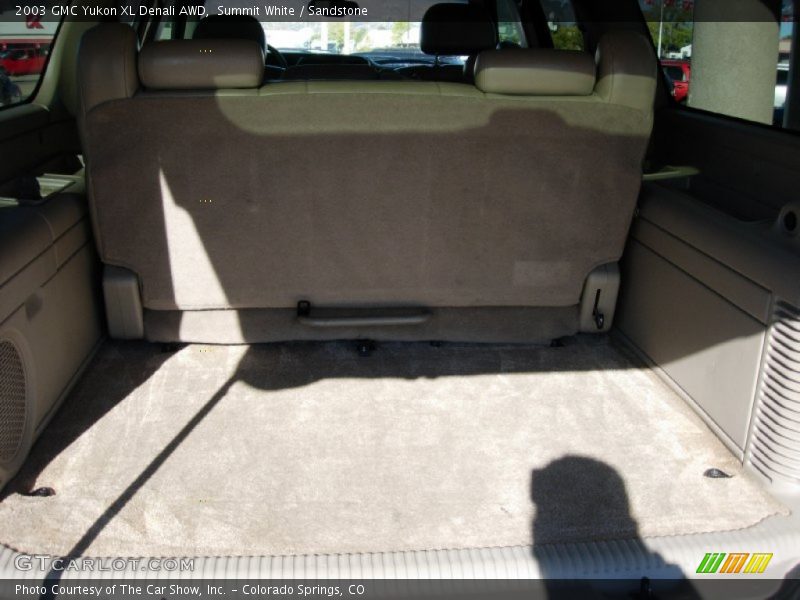 Summit White / Sandstone 2003 GMC Yukon XL Denali AWD