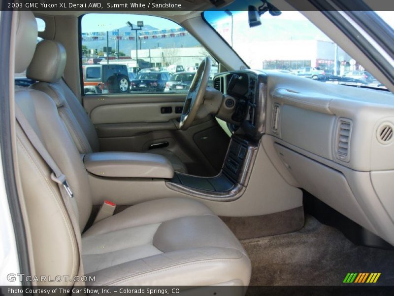 Summit White / Sandstone 2003 GMC Yukon XL Denali AWD