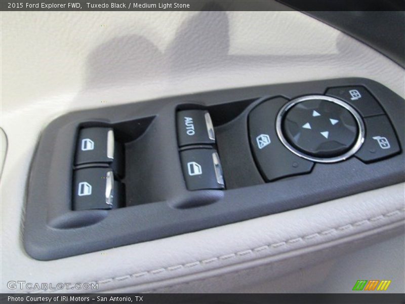 Tuxedo Black / Medium Light Stone 2015 Ford Explorer FWD